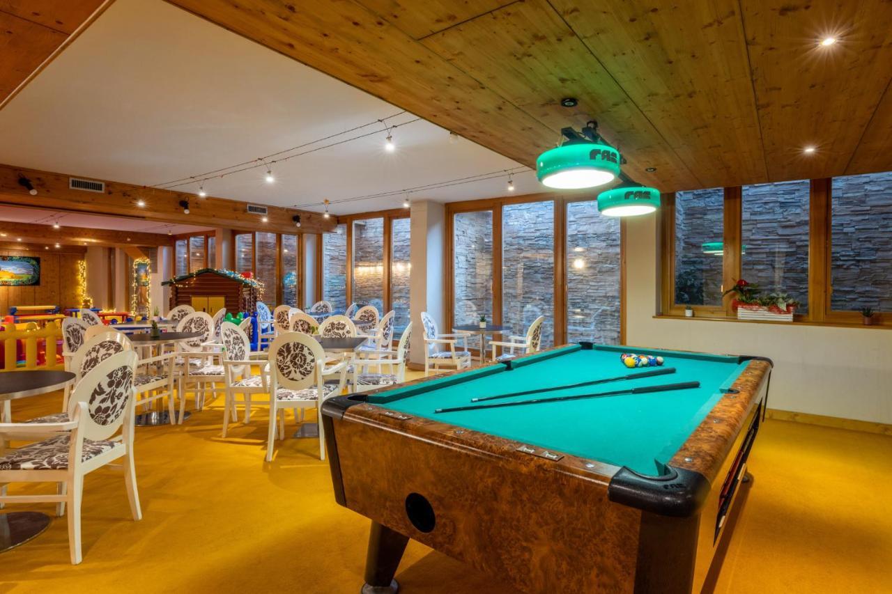 Hotel Piandineve Tonalepas Buitenkant foto