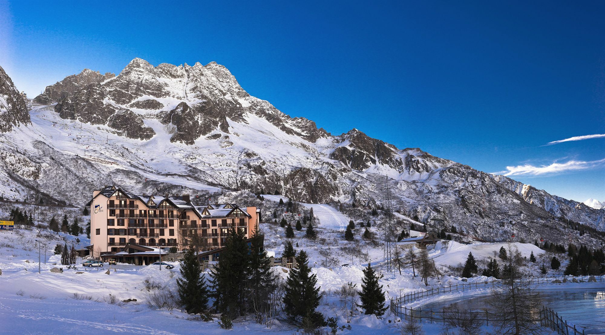 Hotel Piandineve Tonalepas Buitenkant foto